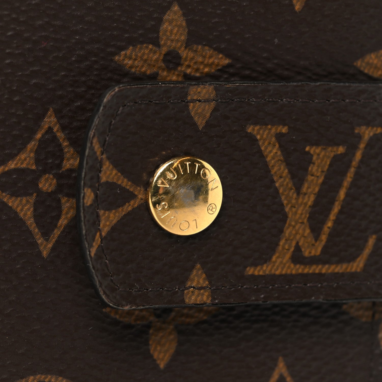 Louis Vuitton Monogram Large Ring Agenda Cover 7 of 8