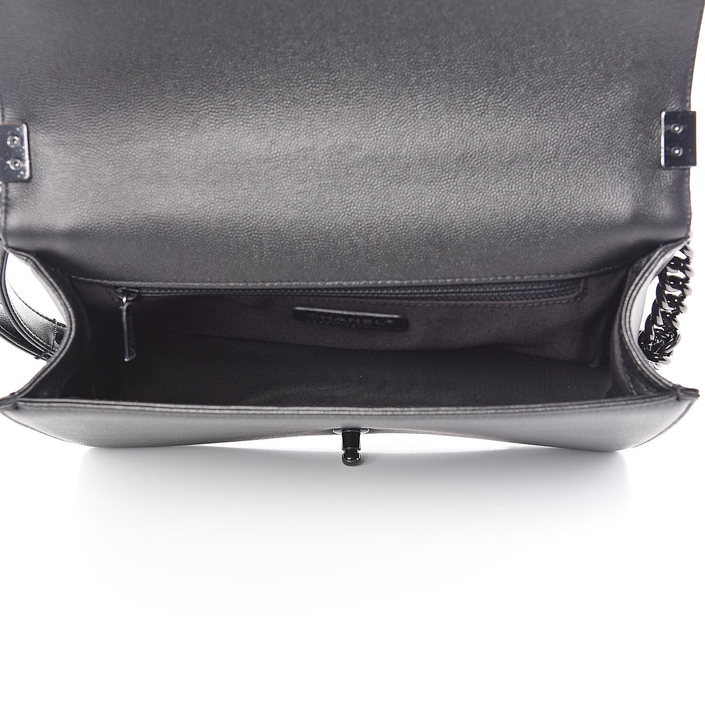 Caviar Quilted New Medium Boy Flap So Black