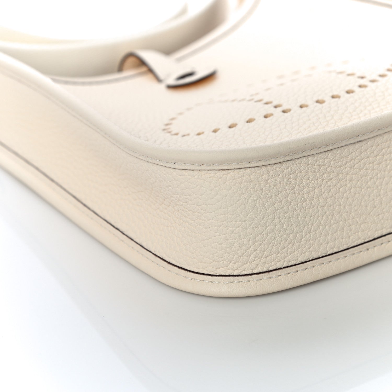 Hermes Taurillon Clemence Amazone Evelyne TPM Nata Craie 9 of 11