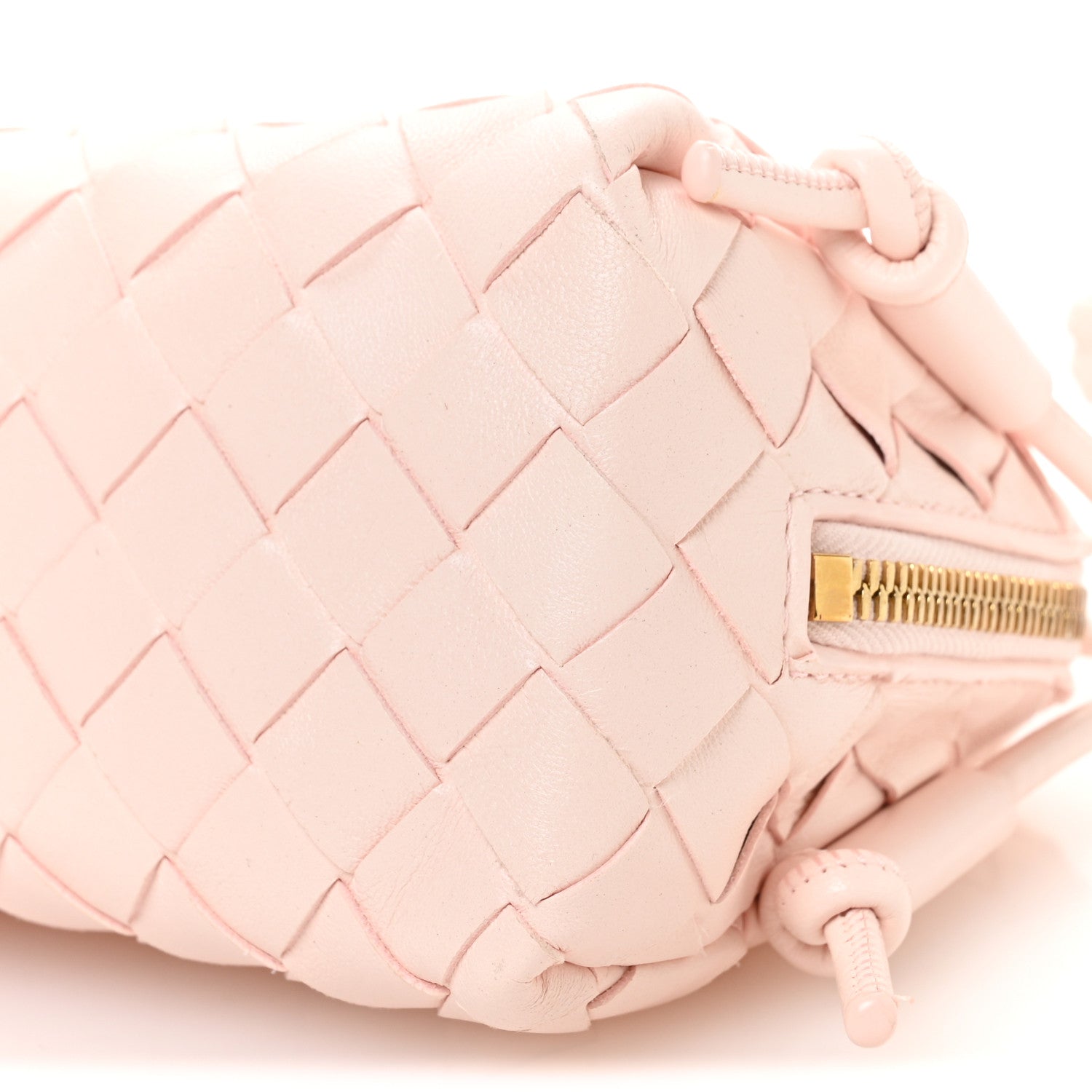 Bottega Veneta Nappa Intrecciato Concert Pouch Seashell 1801402