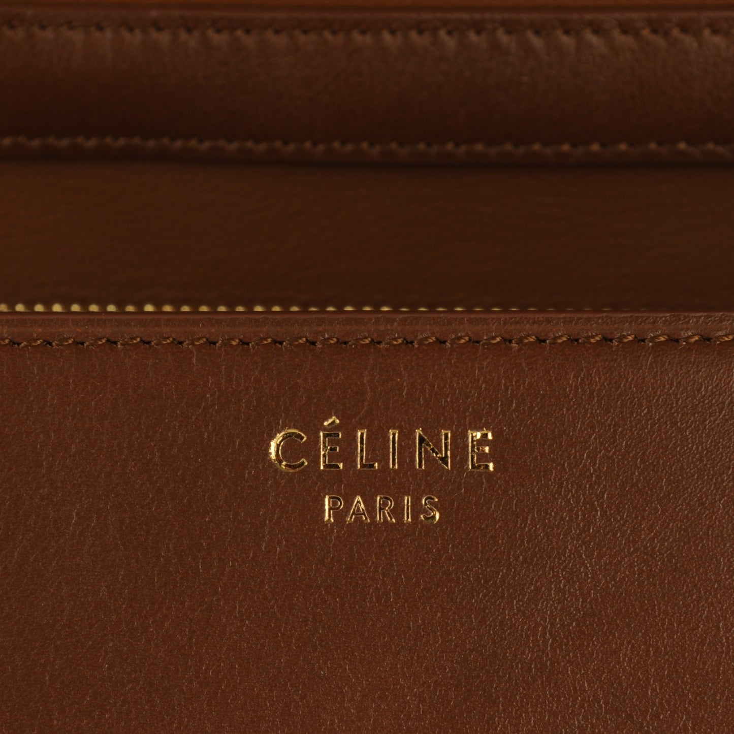 Box Calfskin Medium Classic Box Flap Bag Camel