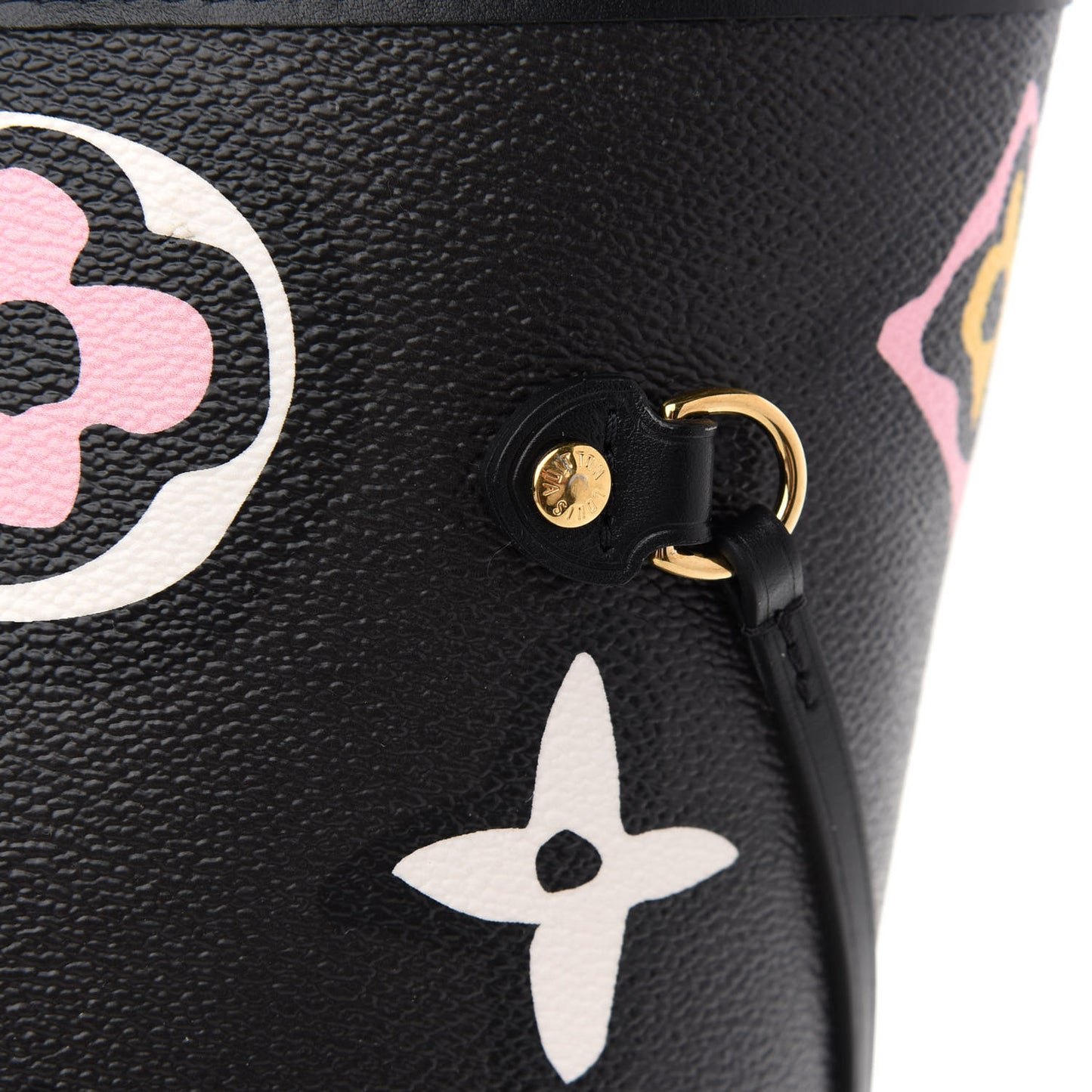 Monogram Giant Wild At Heart Neverfull MM Black