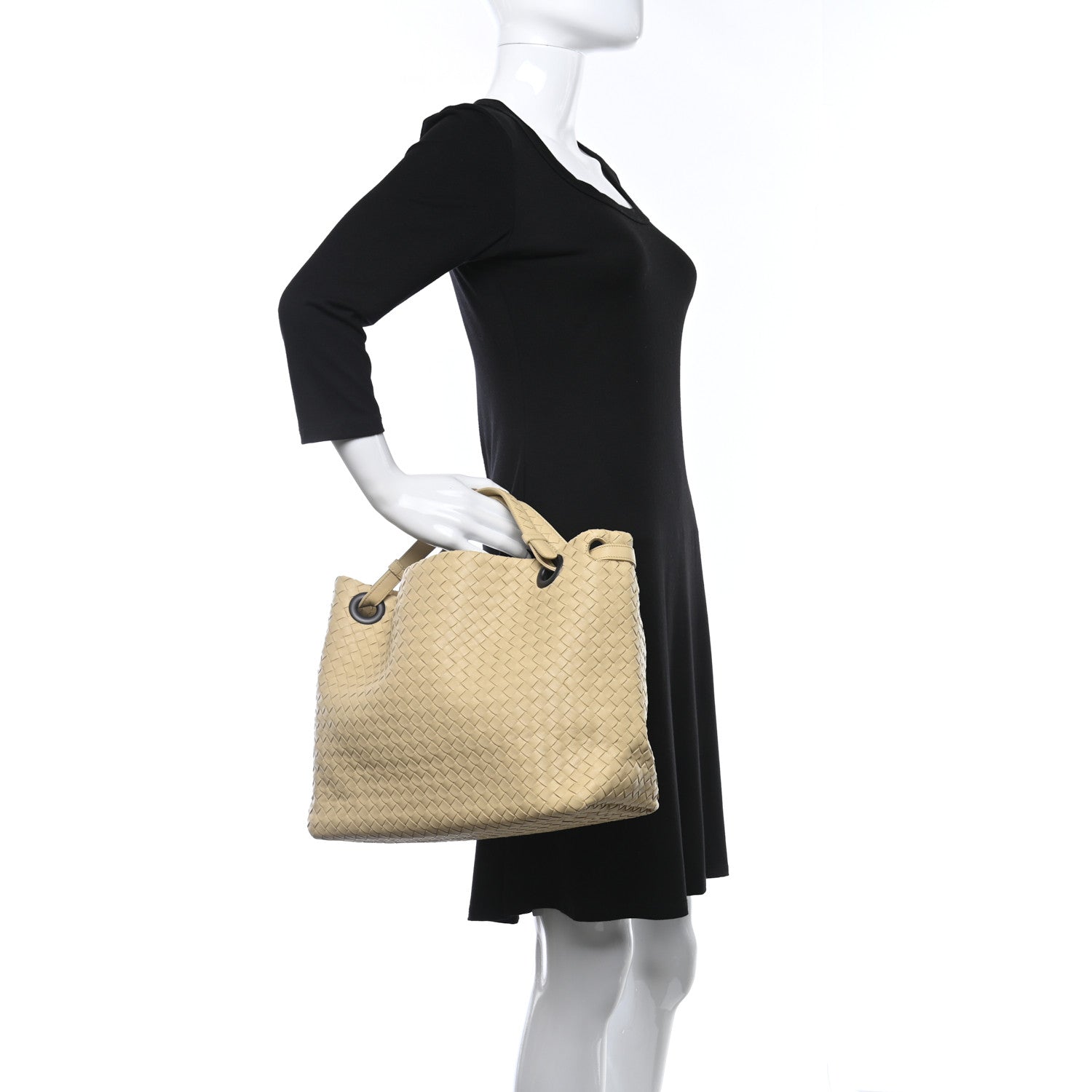 Bottega Veneta Nappa Intrecciato Medium Garda Bag Banane 2 of 12