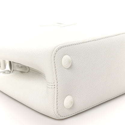 Louis Vuitton Taurillon Capucines East West MM Optic White 8 of 10