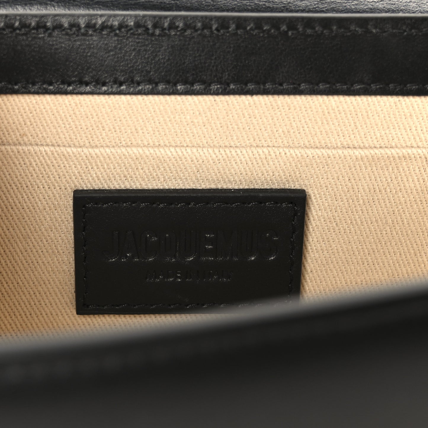 Smooth Calfskin Le Chiquito Long Black