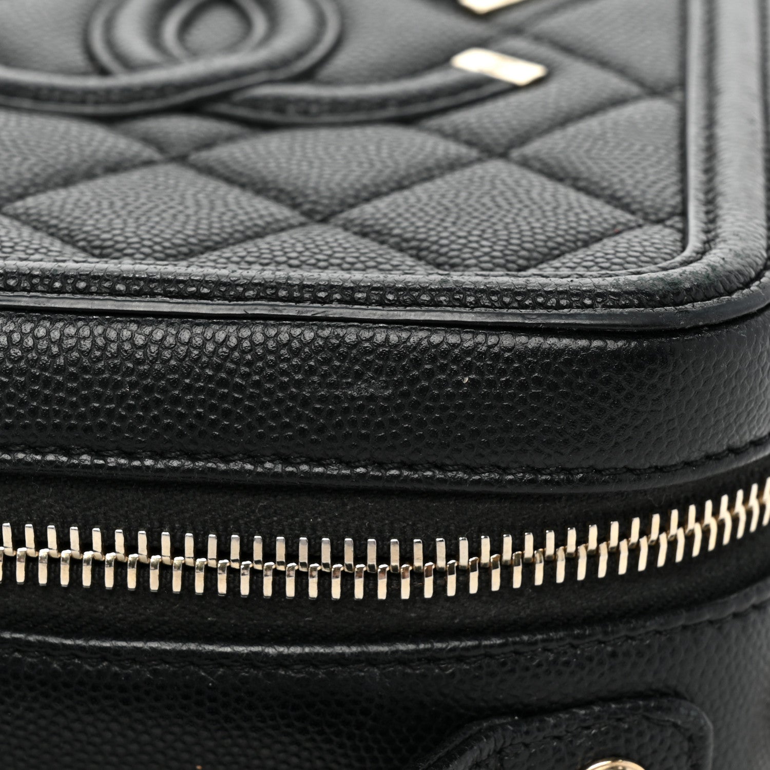 Chanel Caviar Quilted CC North South Filigree Vanity Case Black 19 of 22