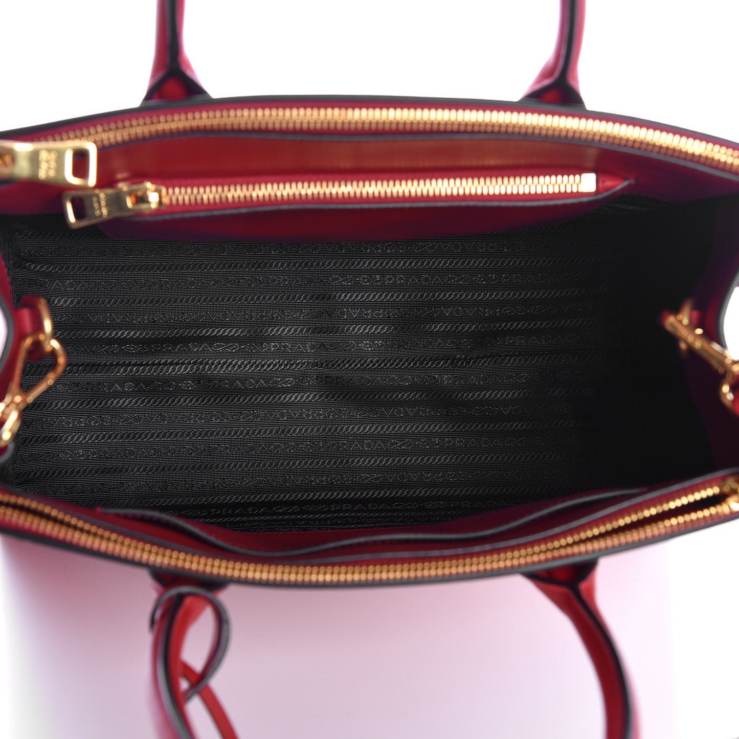 Saffiano City Calf Medium Esplanade Tote Rosso