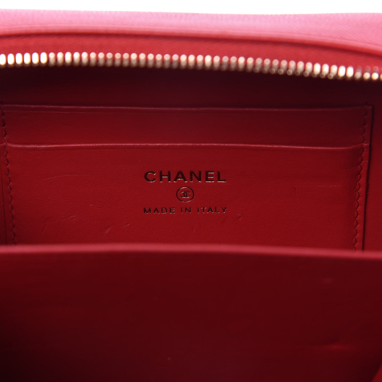 Caviar Quilted Filigree Vanity Clutch With Chain Red