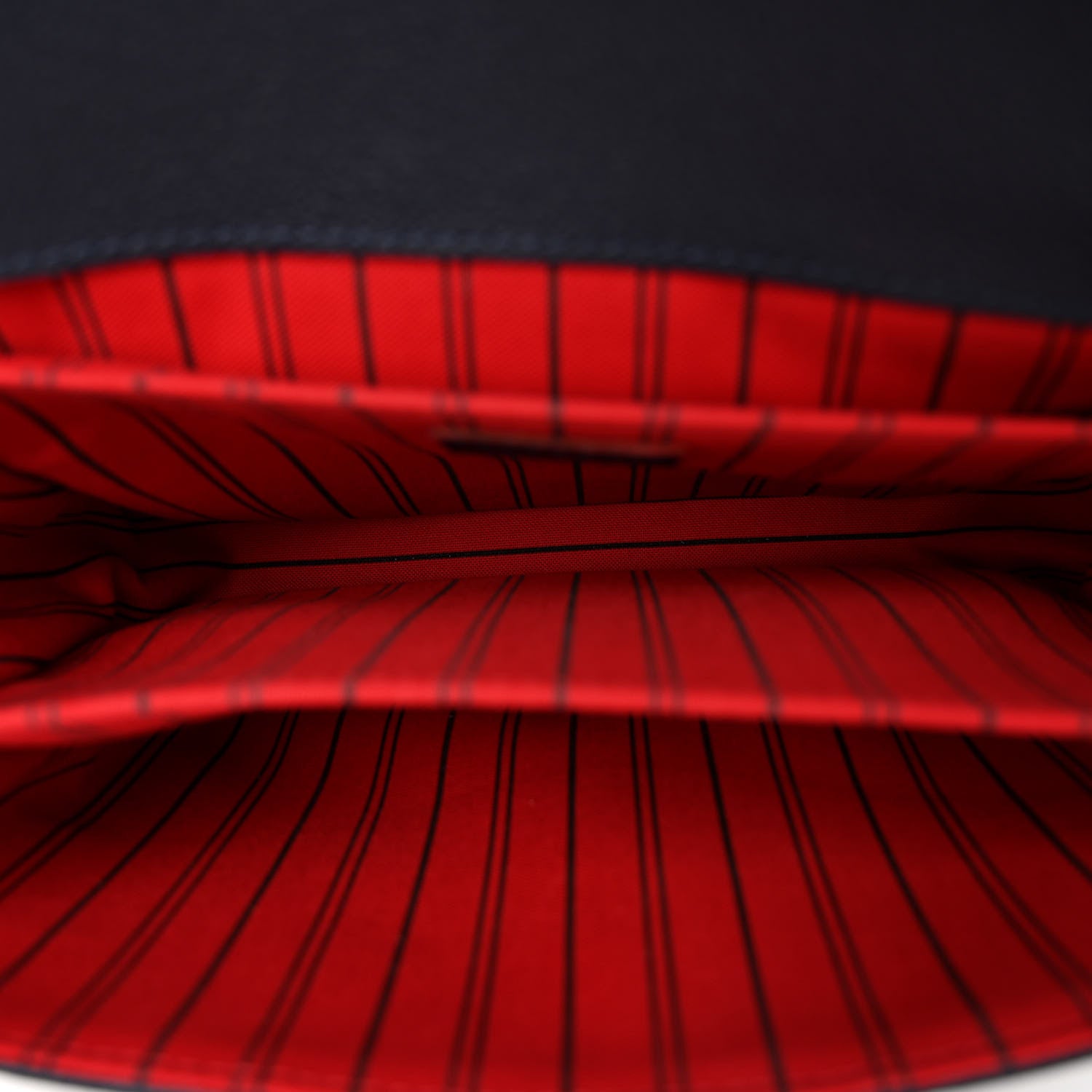 Louis Vuitton Empreinte Pochette Metis Marine Rouge 5 of 9