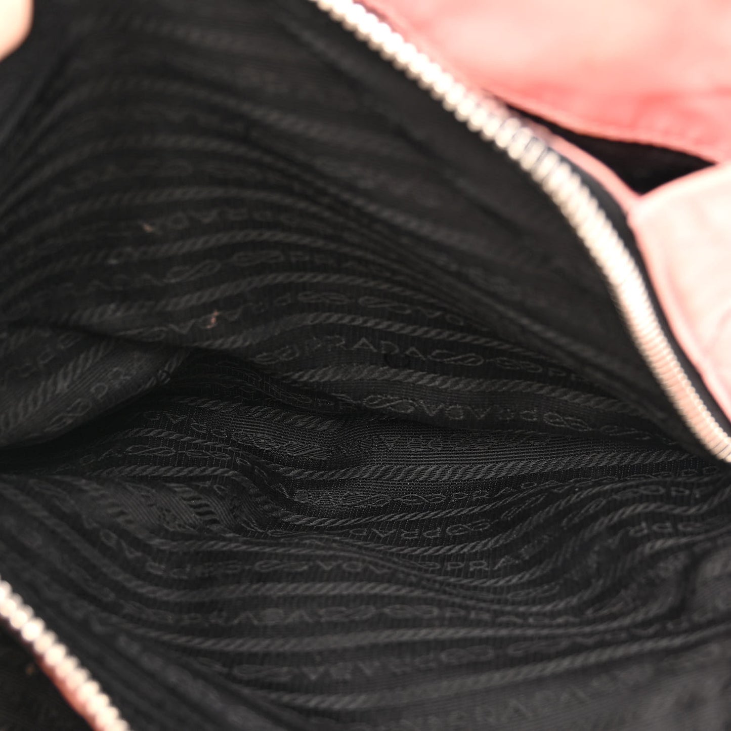 Tessuto Nylon Quilted Shoulder Bag Rosa Black