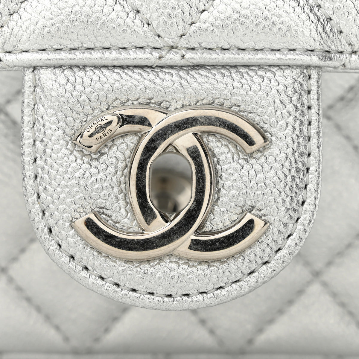 Metallic Caviar Quilted Medium CC Slide Flap Silver