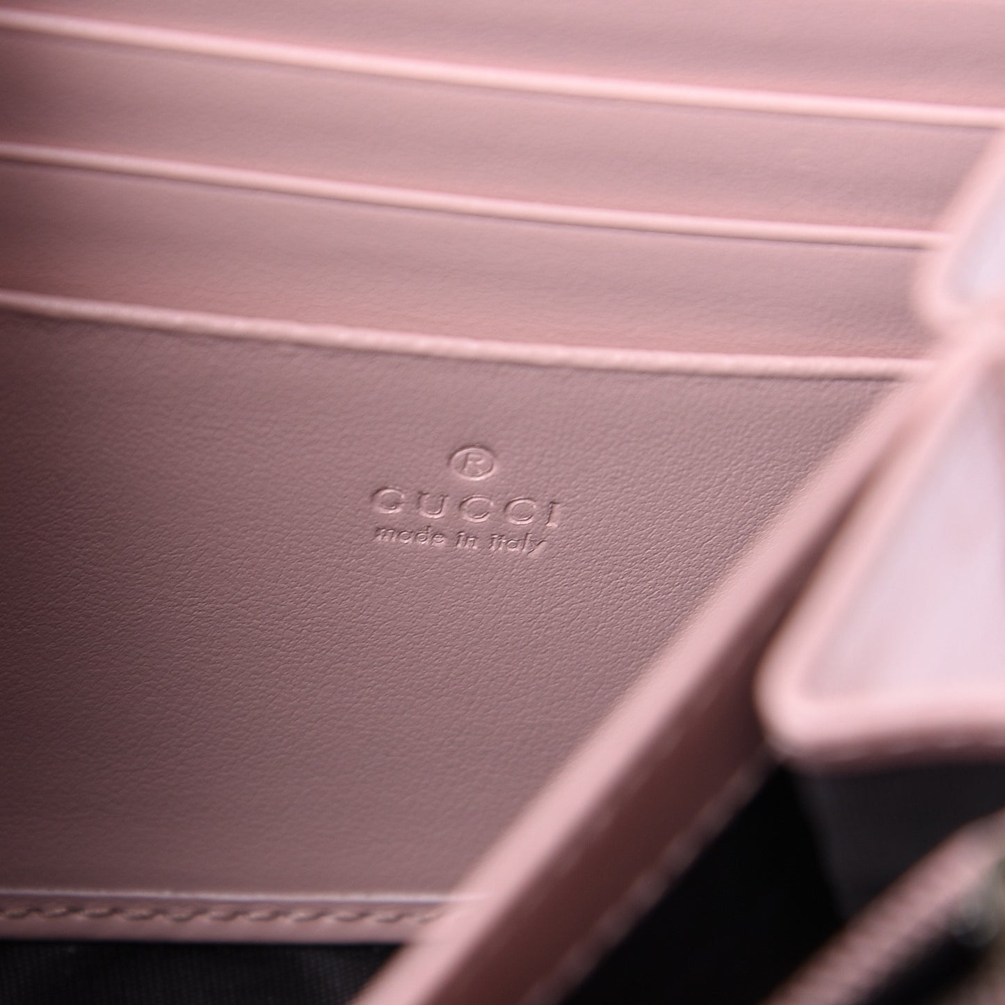 Calfskin Matelasse GG Marmont Chain Wallet Perfect Pink