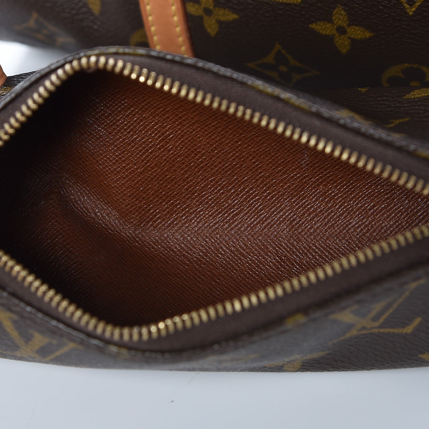 Monogram Papillon 30