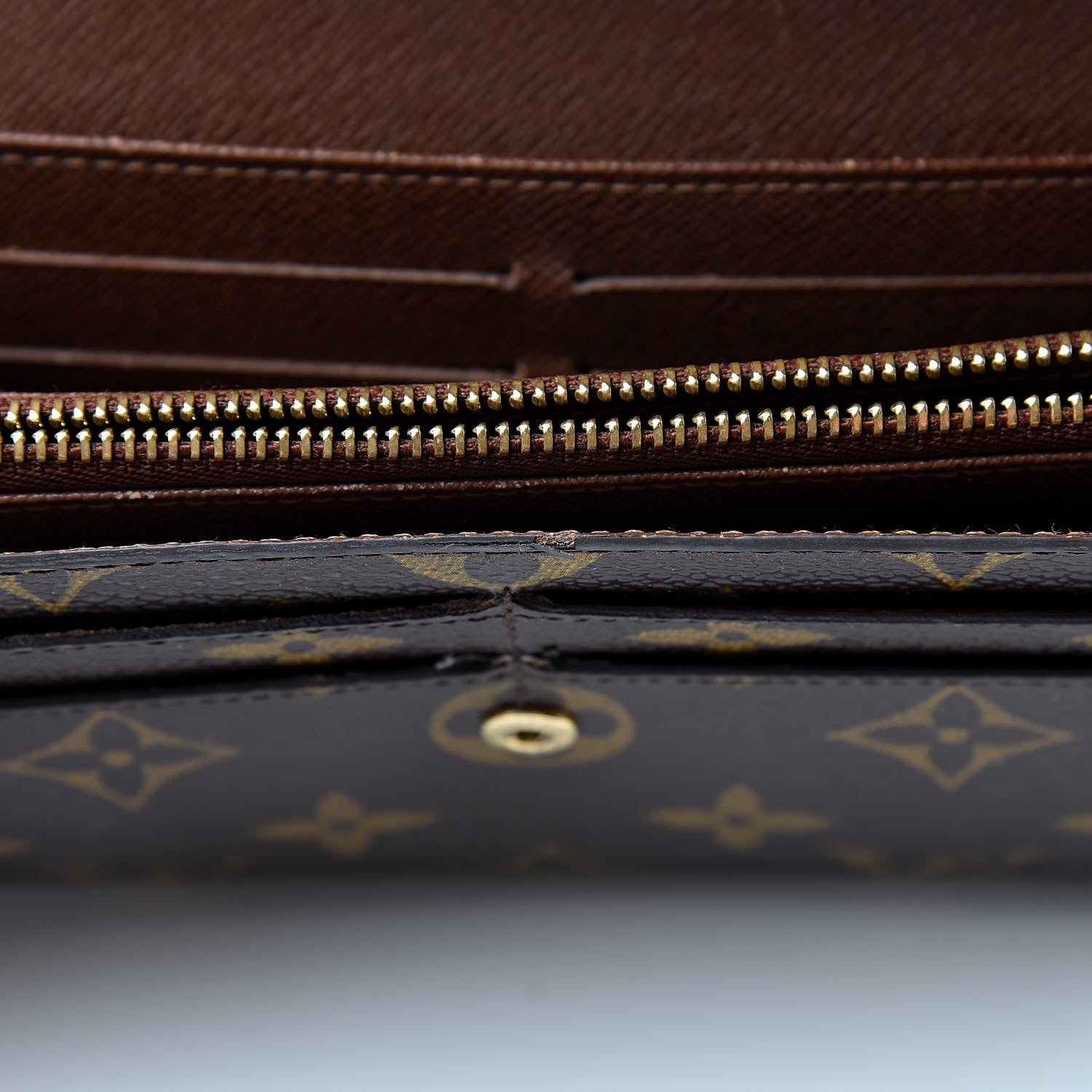 Louis Vuitton Monogram Sarah Wallet 11 of 19
