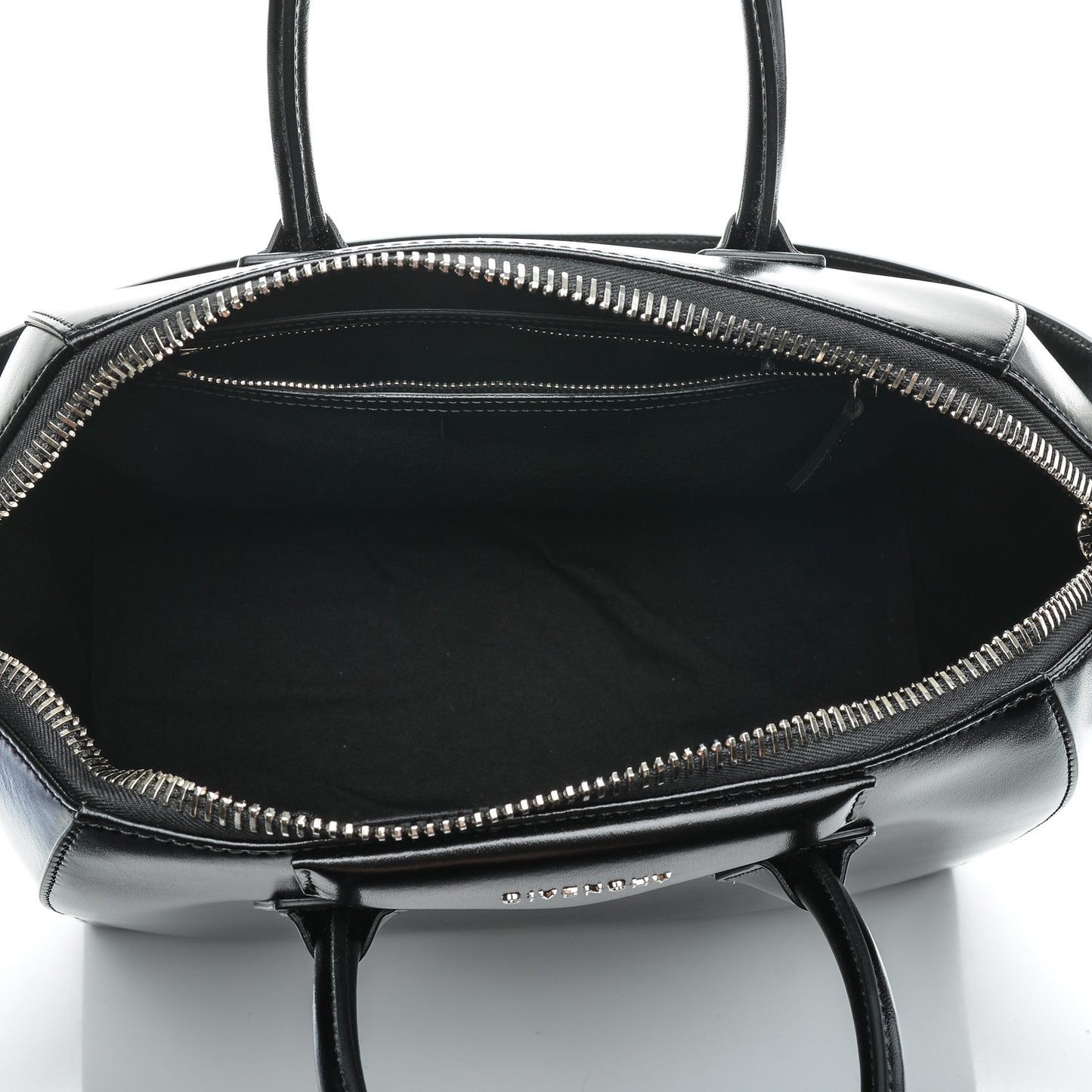 Shiny Lord Calfskin Medium Antigona Black