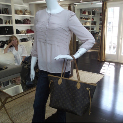 Louis Vuitton Monogram Neverfull GM 2 of 9