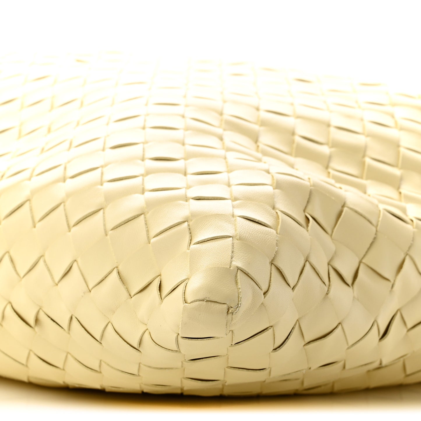 Calfskin Intrecciato Large Hop Camomile