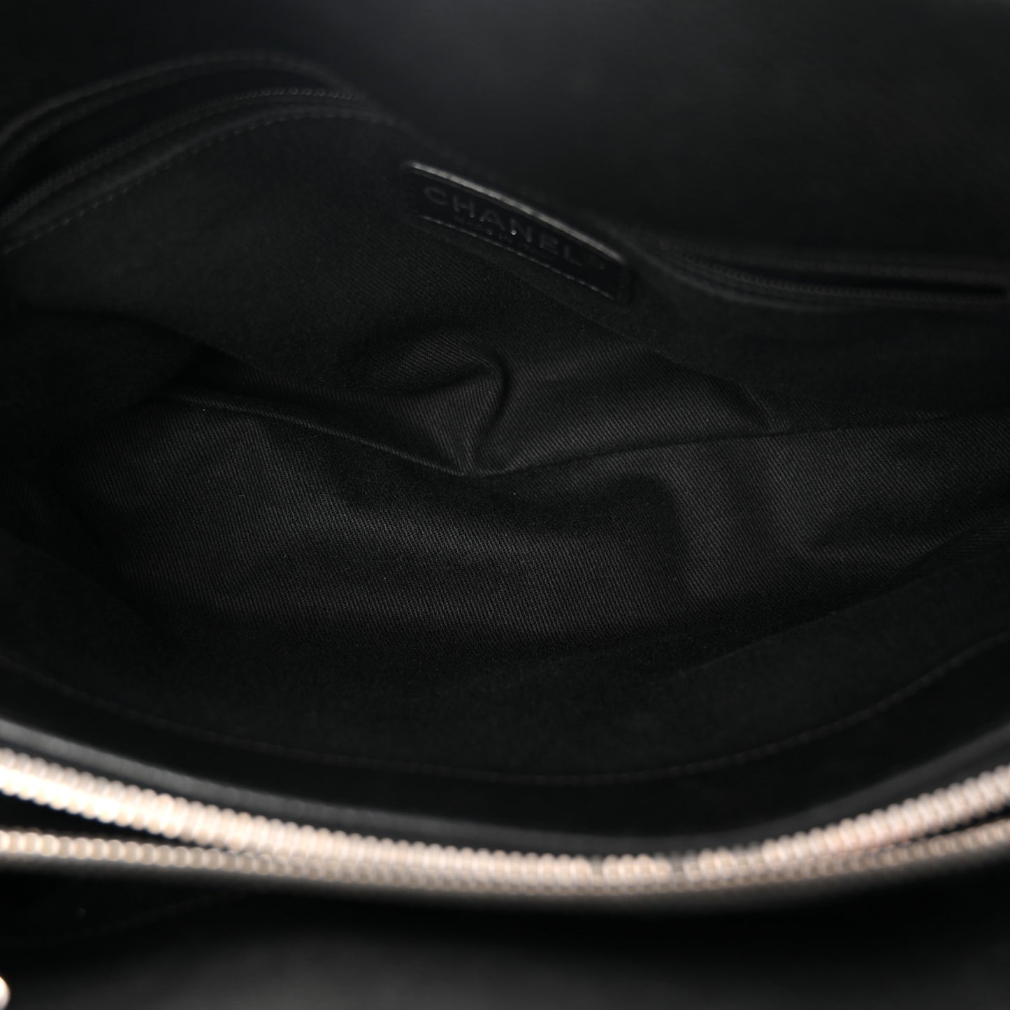 Caviar Quilted CC Timeless Soft Tote Black