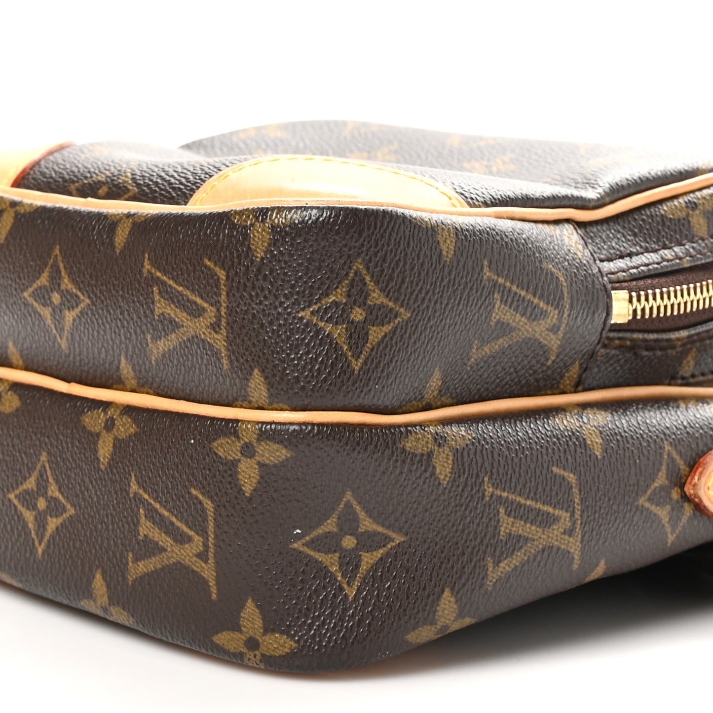 Monogram Amazone