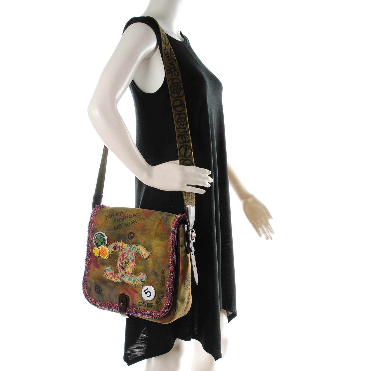 Chanel Washed Toile Graffiti On The Pavements Messenger Khaki Multicolor 2 of 7