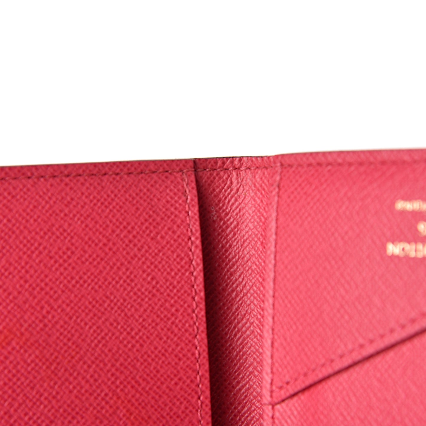 Monogram My LV Heritage Passport Cover Fuchsia White