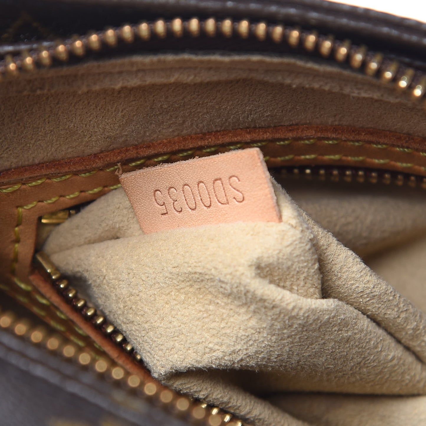 Monogram Looping MM