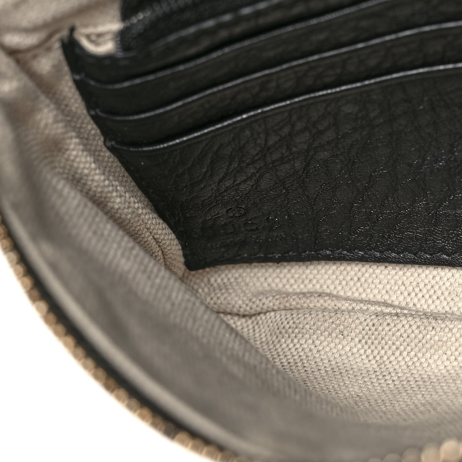 Gucci Pebbled Calfskin Soho Wristlet Black 6 of 10