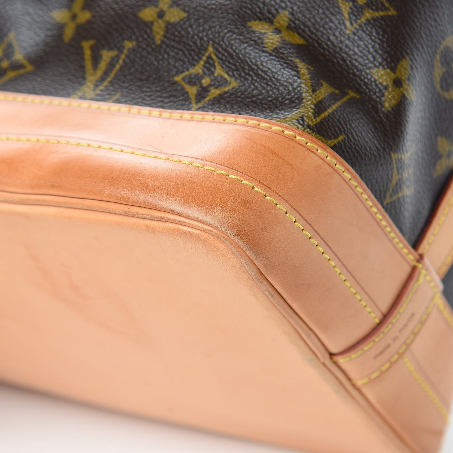 Monogram Noe
