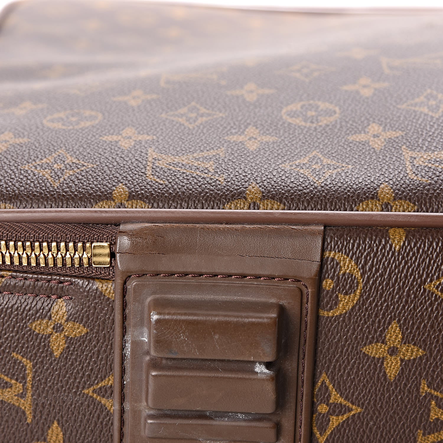 Louis Vuitton Monogram Pegase 55 25 of 26