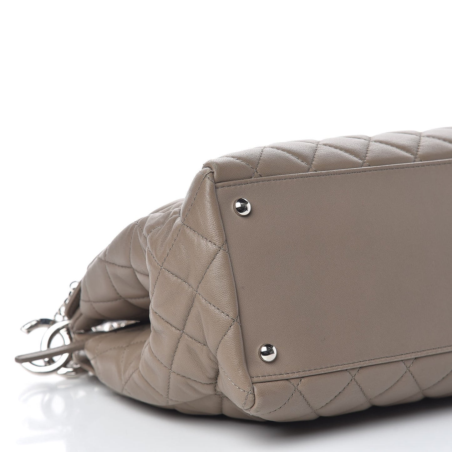 Lambskin Quilted Large 7 Tote Taupe