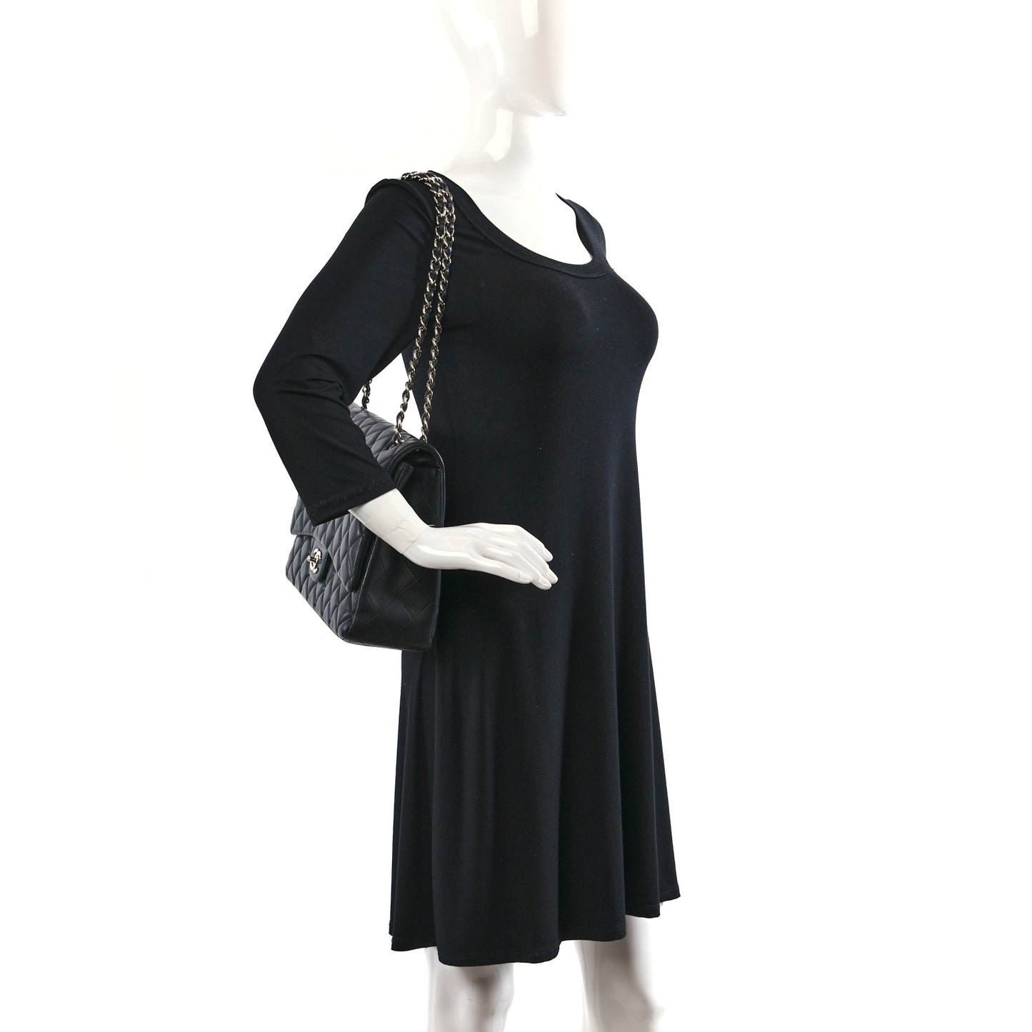 Lambskin Quilted Maxi Single Flap Black