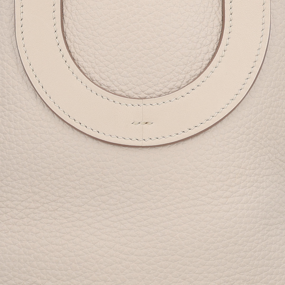 Hermes Taurillon Clemence Swift In-The-Loop 18 Bag Craie 8 of 10