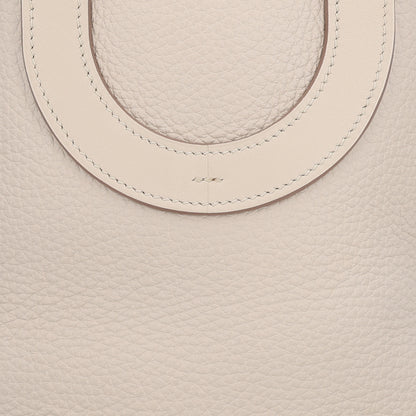 Hermes Taurillon Clemence Swift In-The-Loop 18 Bag Craie 8 of 10