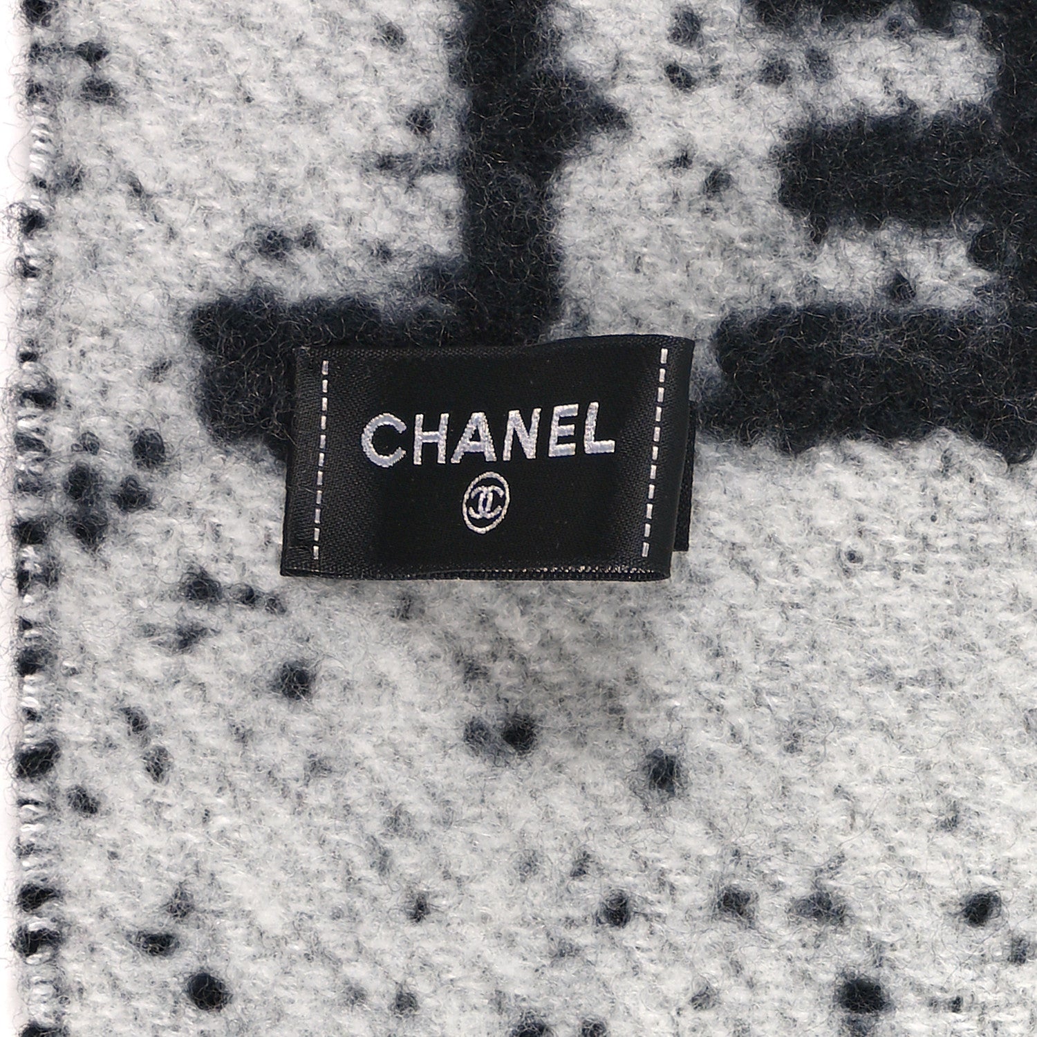 Chanel Cashmere CC Fringe Stole Black White 3 of 3