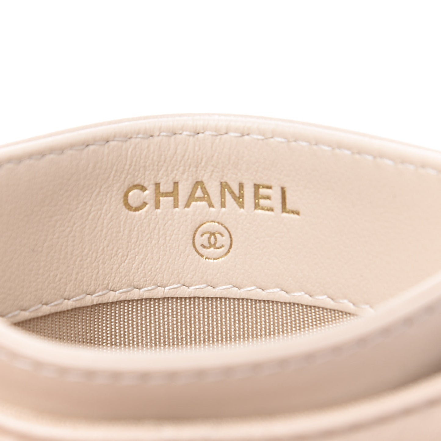 Goatskin Quilted 19 Card Holder Beige