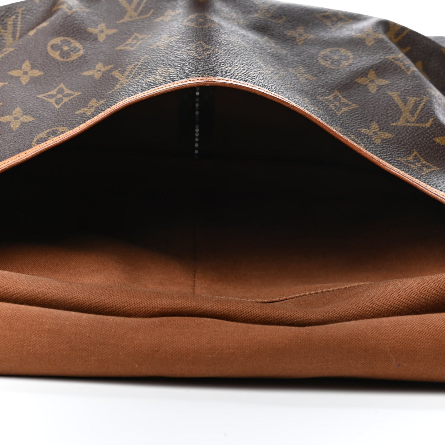 Monogram Saumur 35