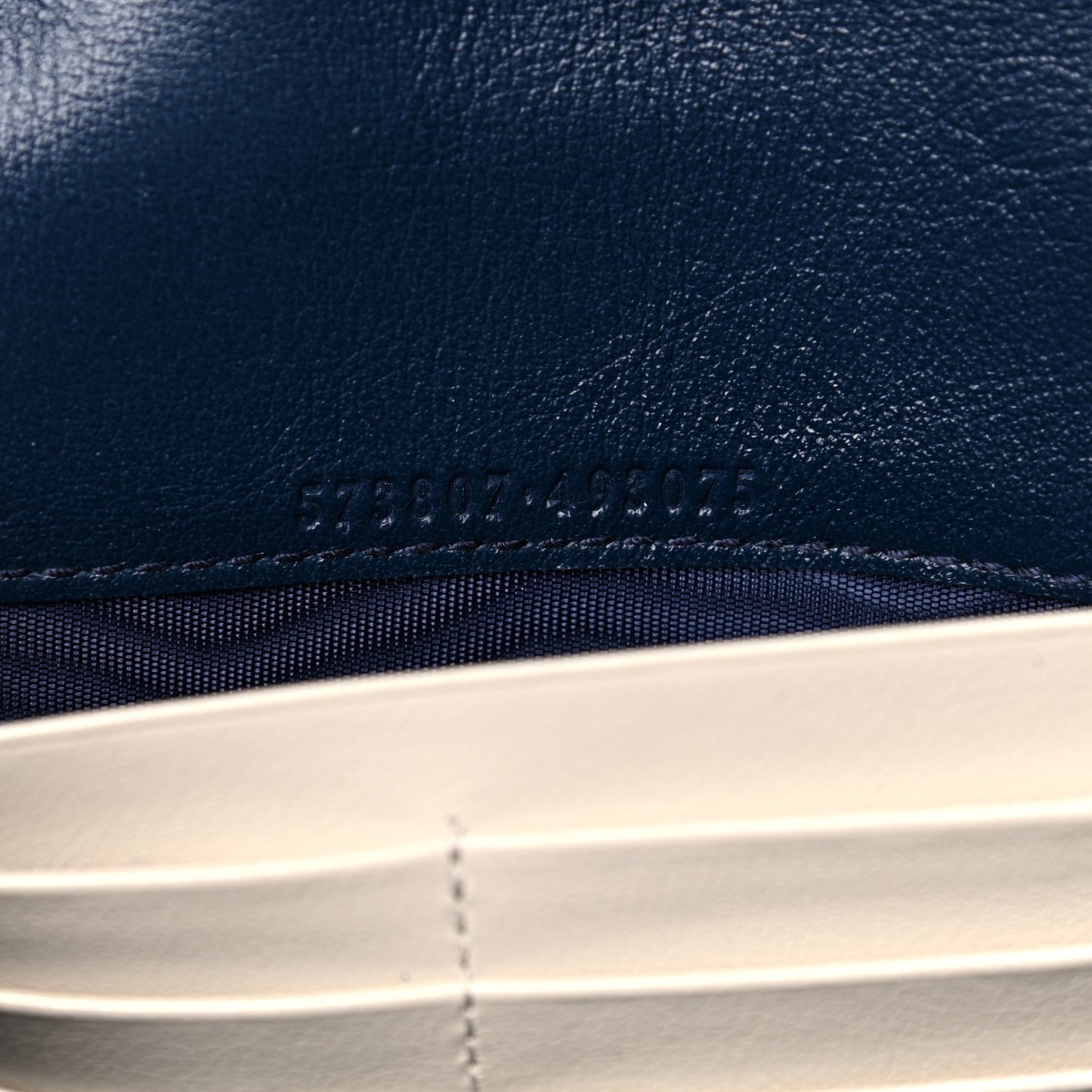 Vintage Effect Calfskin Matelasse Diagonal Torchon GG Marmont Chain Wallet Mystic White Blue Agata