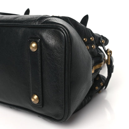 Louis Vuitton Lambskin Riveting Black 9 of 11