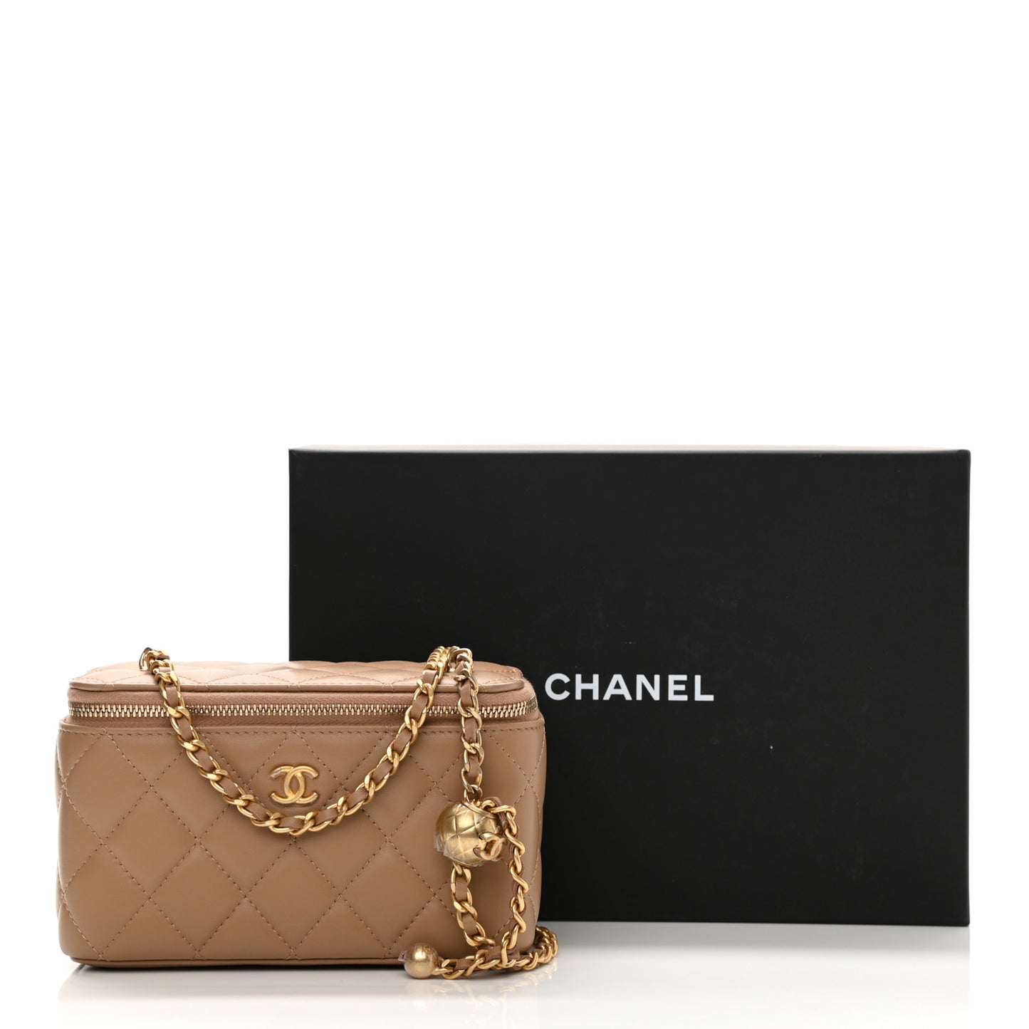 Lambskin Quilted Pearl Crush Small Vanity Case With Chain Beige