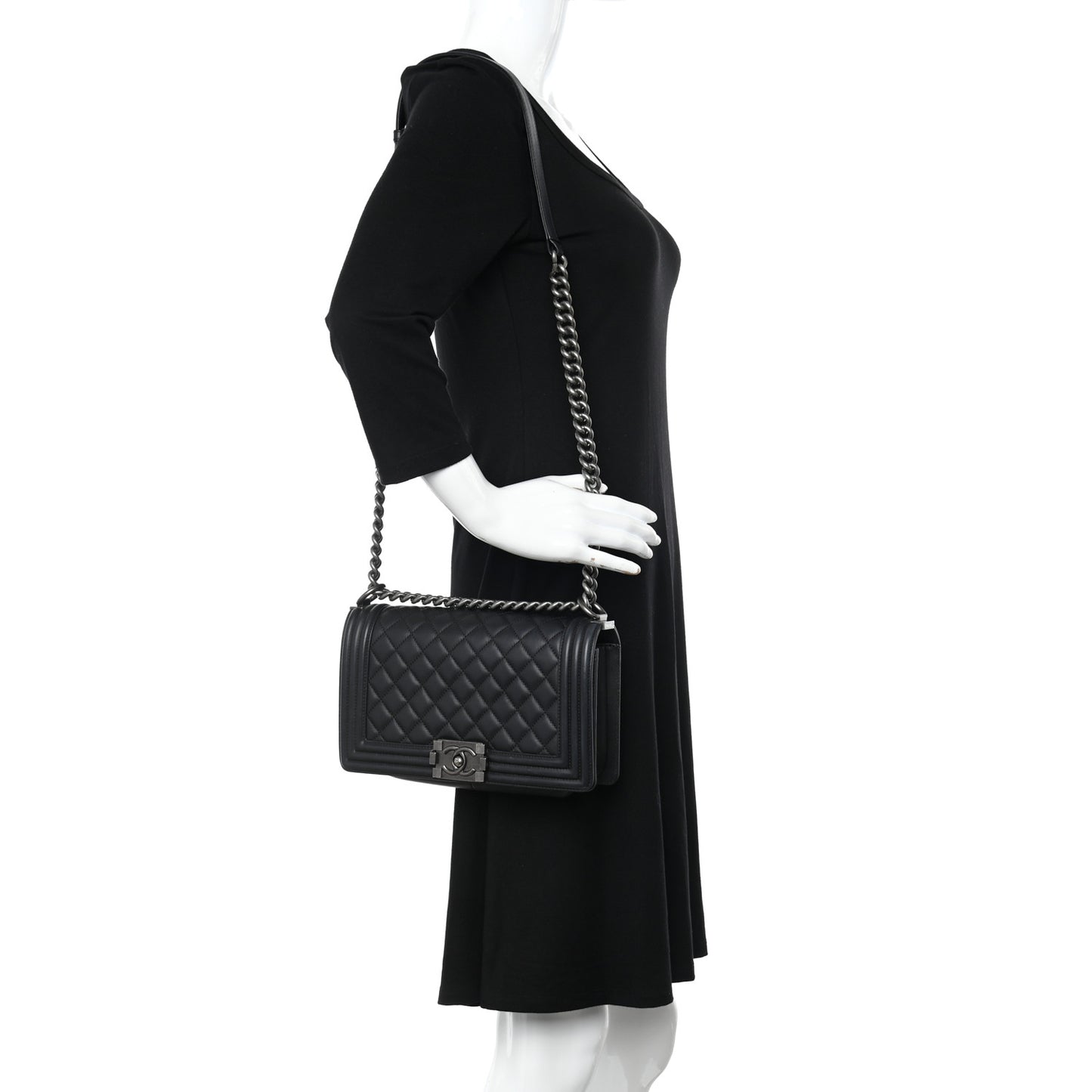 Calfskin Quilted Medium Boy Flap Black