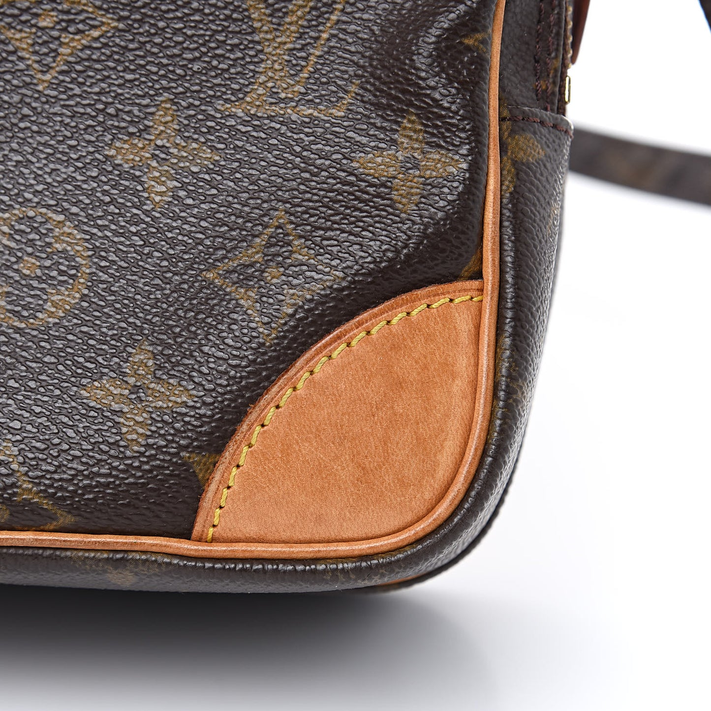 Monogram Amazone