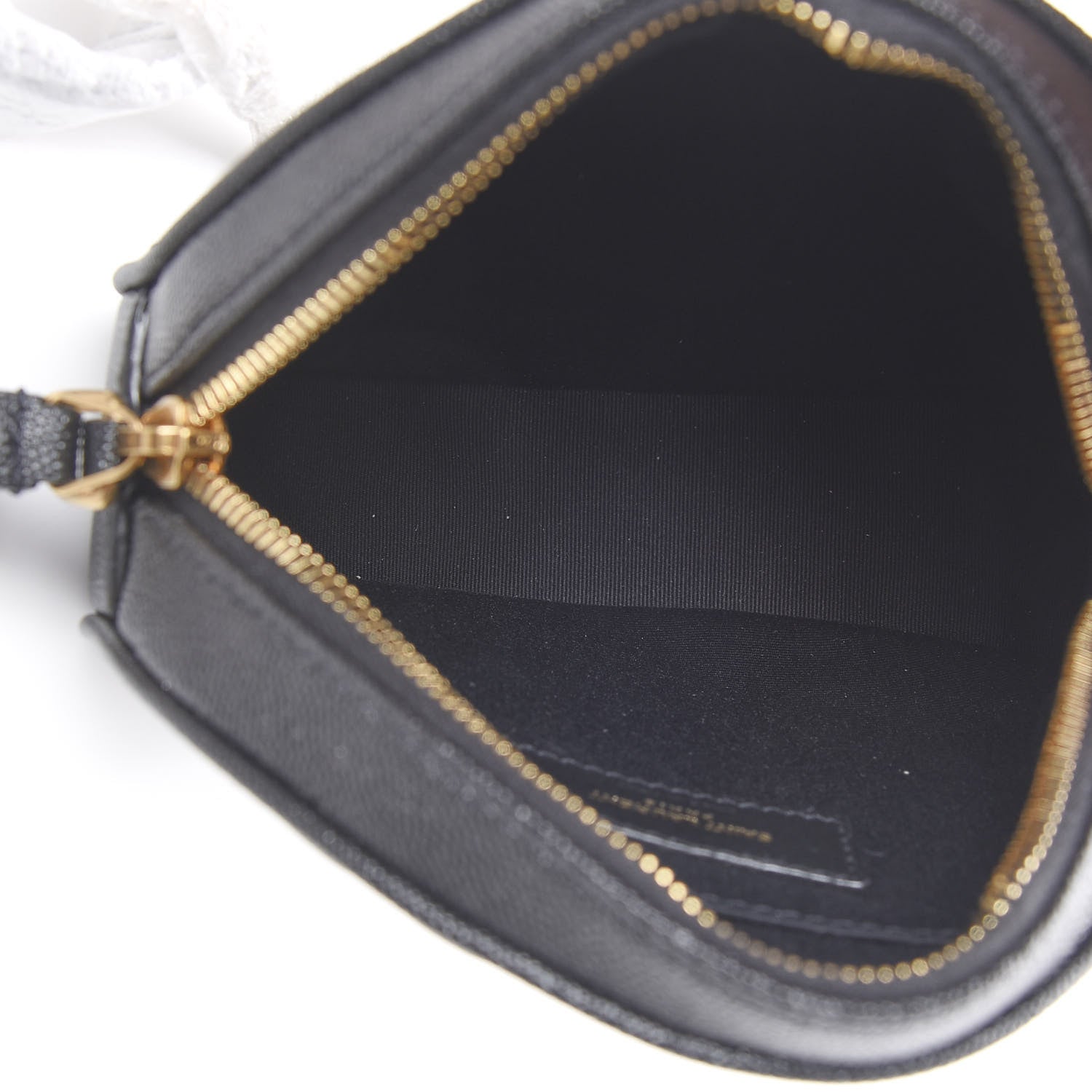 Saint Laurent Grain De Poudre Matelasse Chevron Quilted Round Vinyle Camera Bag Black 4 of 10