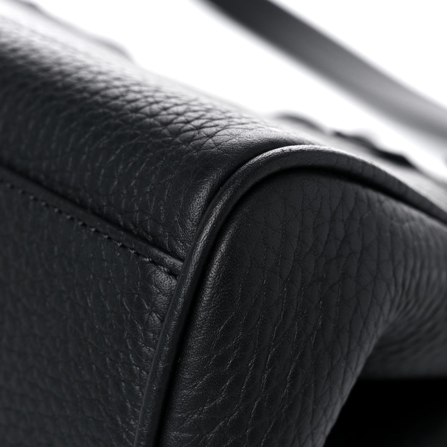 Heavy Grain Mini Alexa Black