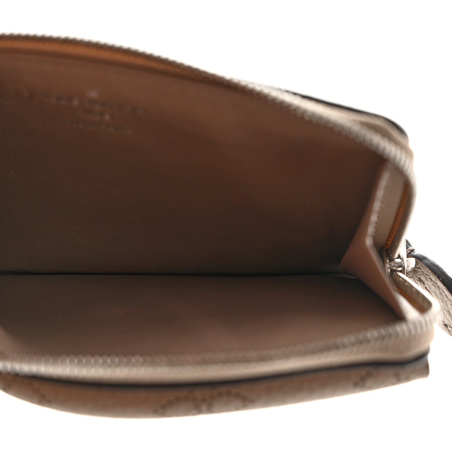 Louis Vuitton Mahina Recto Verso Card Holder Galet 5 of 7
