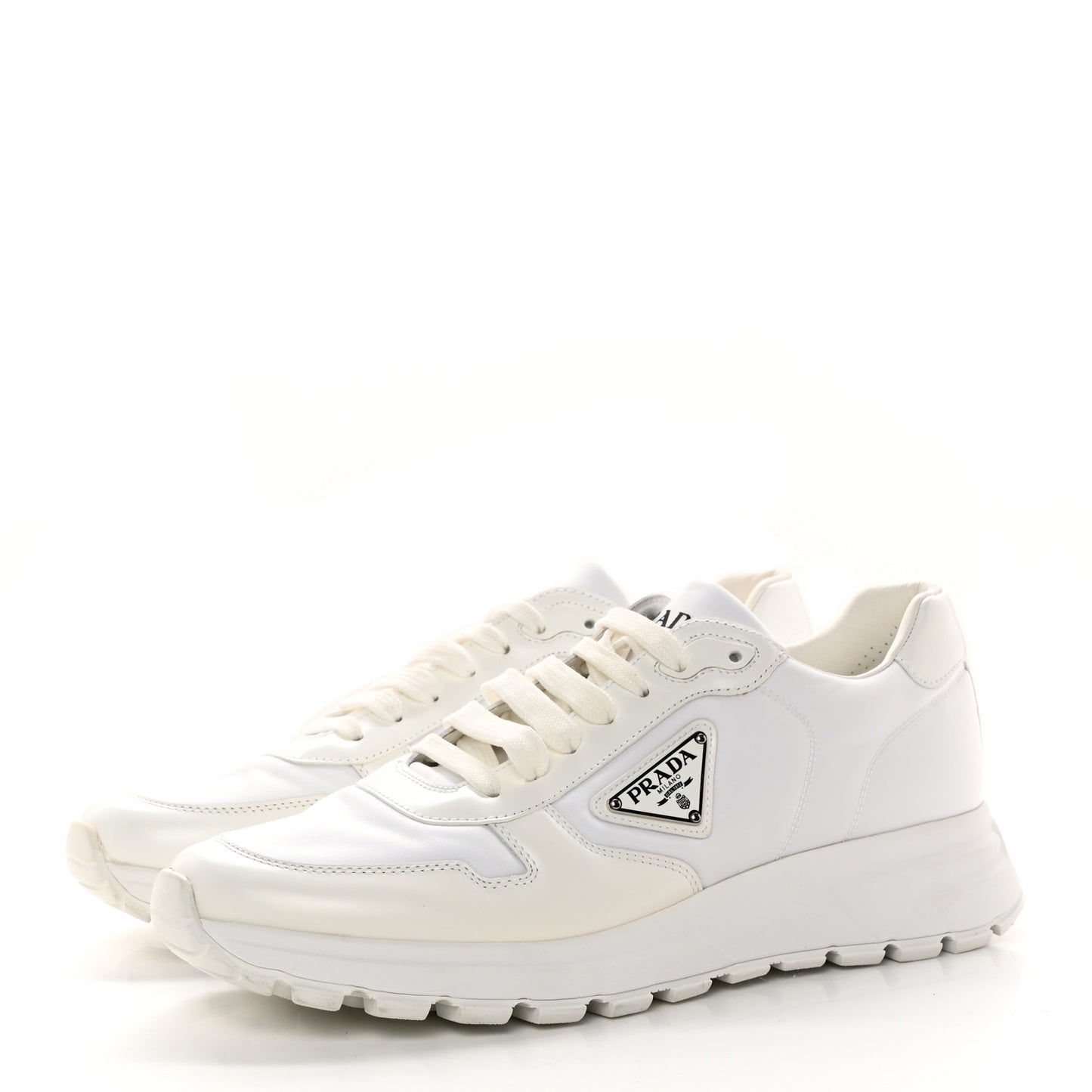 Re-Nylon Spazzolato Triangle Mens Prax 01 45mm Sneakers 8 White