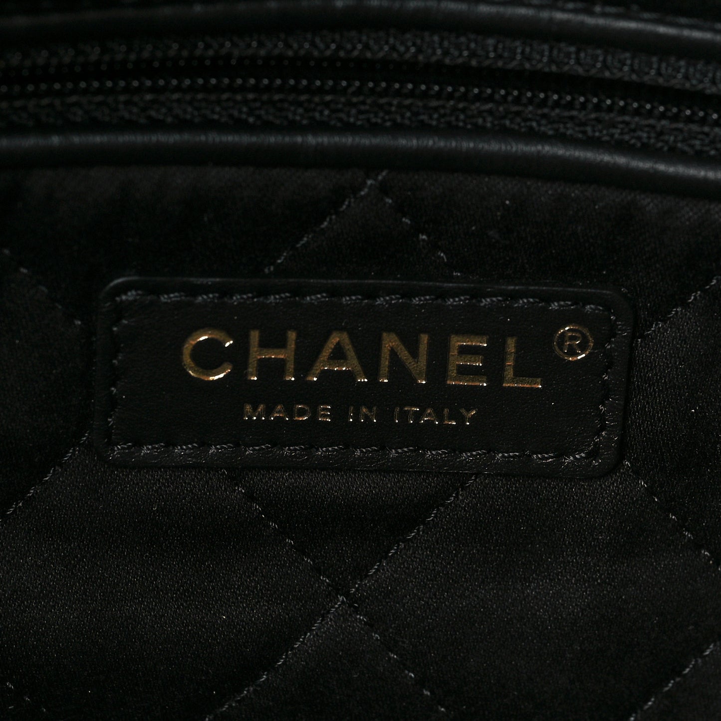 Shiny Calfskin Quilted Small Chanel 22 Black