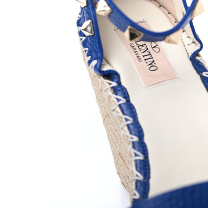 Valentino Garavani Grained Calfskin Rockstud Ankle Strap Espadrille 15/105mm Wedge Sandals 36 Blu Delft Natural 11 of 12