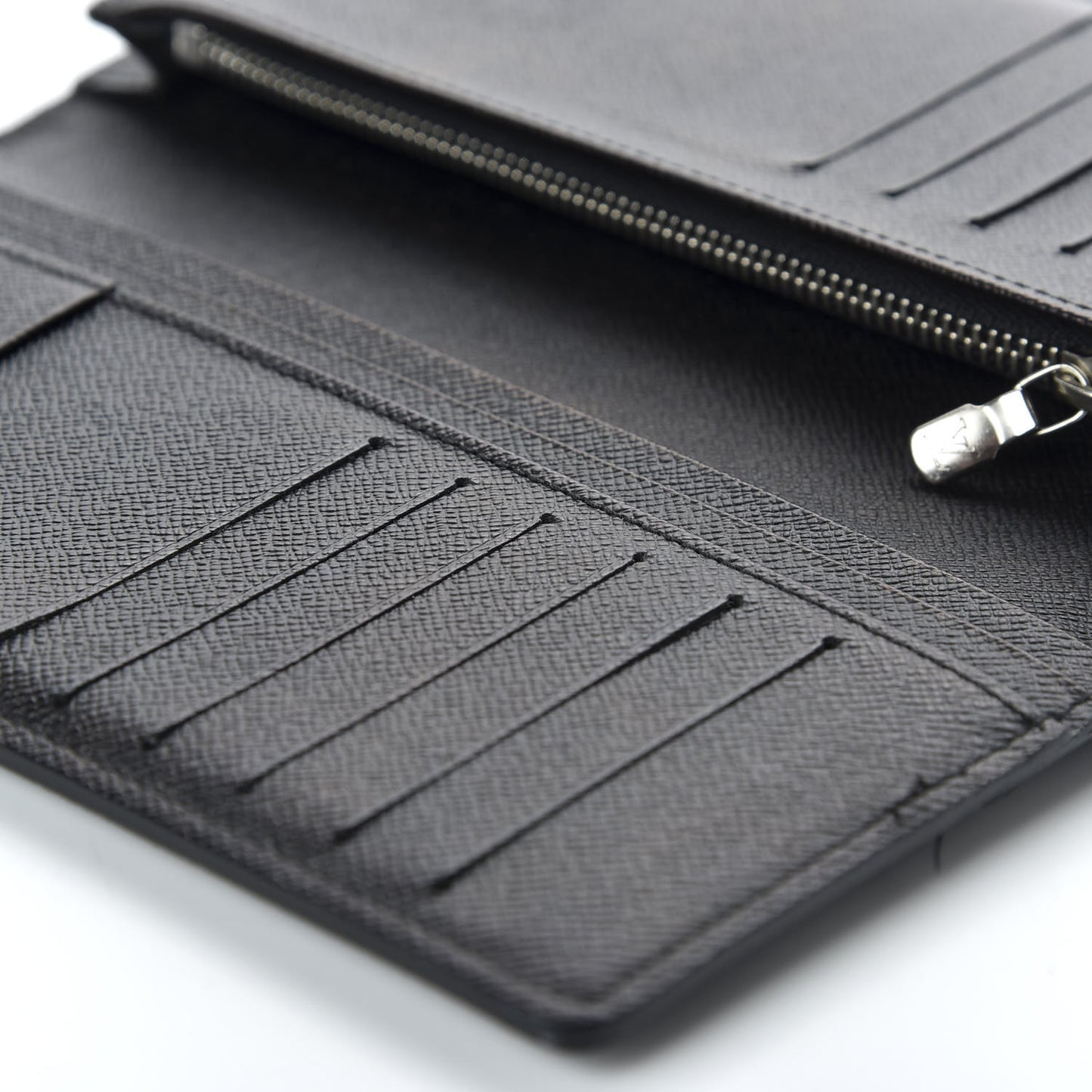 Damier Graphite Brazza Wallet