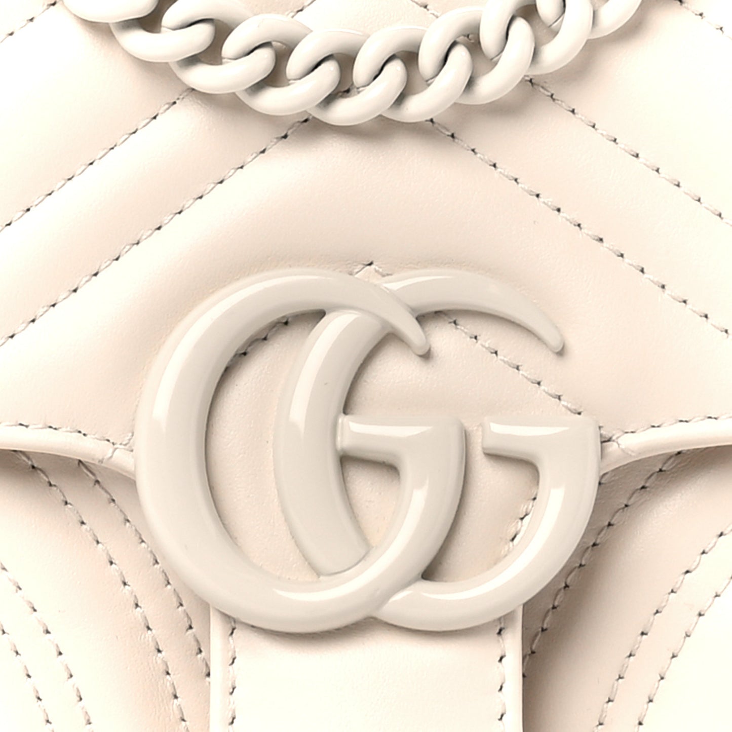 Calfskin Matelasse Monochrome Mini GG Marmont Crossbody Shoulder Bag White