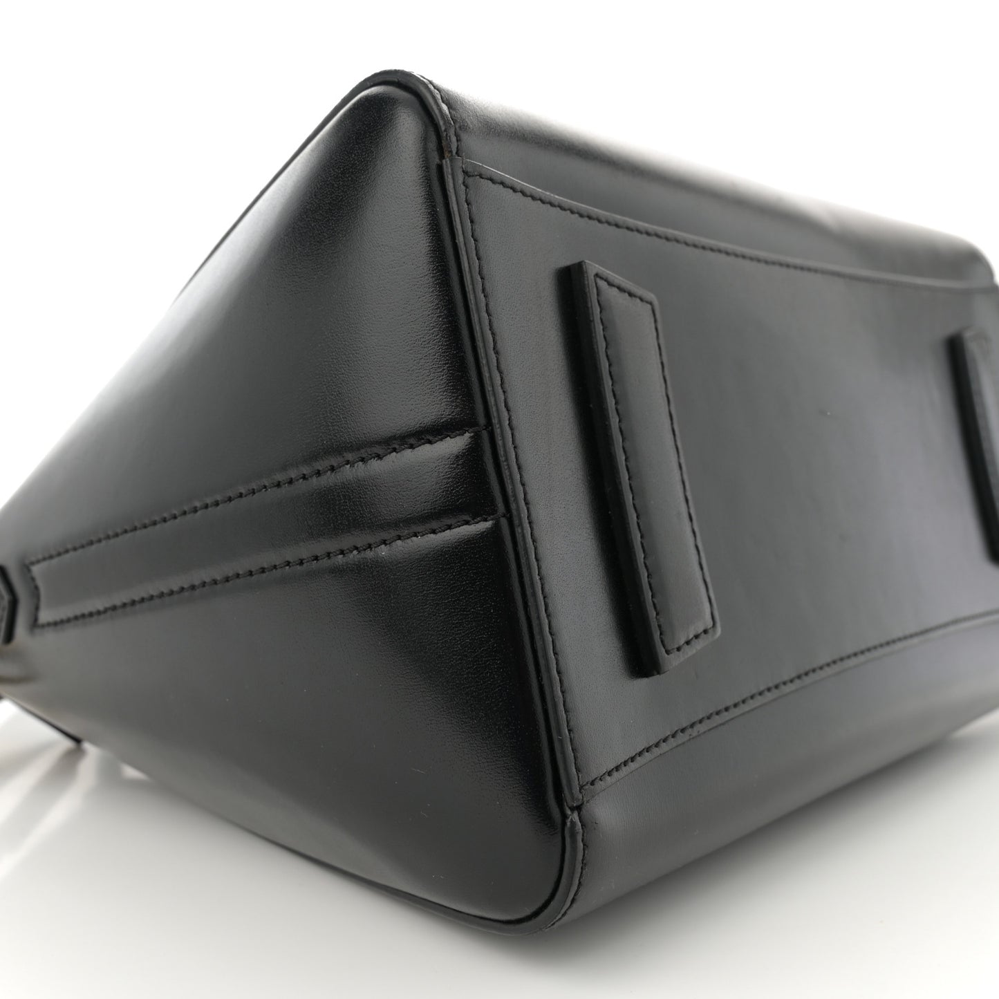Shiny Lord Calfskin Small Antigona Black